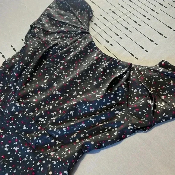 BCBG Generation Dress. Charcoal gray  with pink and cream speckles. Size 6 - Picture 7 of 14